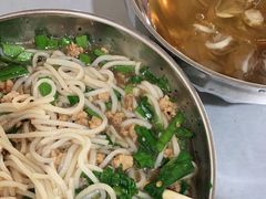 -正宗杨记普洱酸醋米线(总店)