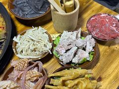 -正南齊北重庆老火锅(光华村直营店)
