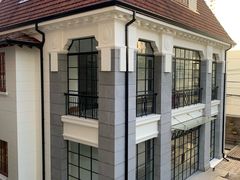 -上海市静安区图书馆(新闸路馆)
