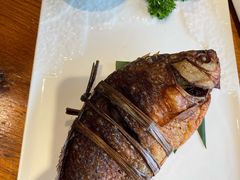 香茅草捆鲫鱼-滇越乘象云南餐厅(次渠店)