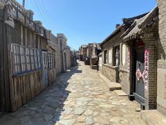 -清风小镇闯关东影视基地