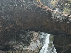 -夏霖九天银瀑风景区