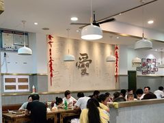 大堂-杨爱珍大排档(龙游店)