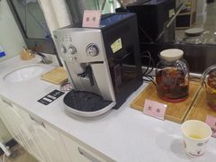 -茂菊口腔连锁(浦东南路店)
