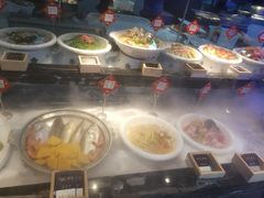 自助取餐区-渔民船说·北塘海鲜·天津菜·海肠捞饭(北塘古镇店)