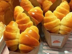 -好利来(上海虹桥新天地Lab主题店)
