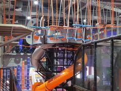 -嗨翻Hi-Fun竞技主题乐园·蹦床亲子生日轰趴(国光1937店)