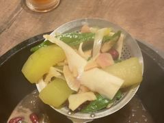-蘑界·野生菌火锅(深业上城店)