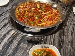 -老船舫·现做活鲜鱼馆(东郊记忆店)