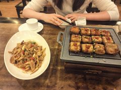 -一楼食业·美食人家