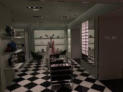 -乐蓬马歇百货公司(Rive Gauche)
