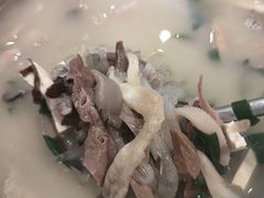 -巴特餐饮6加1音乐餐吧·新疆菜