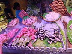 -领鲜活海鲜榴莲自助火锅(东门店)