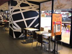大堂-麦当劳(龙之梦购物中心店)
