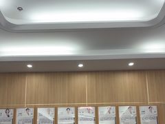 -上海仁爱医院口腔科 · 种植