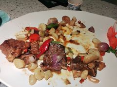 -马老六清真餐饮(西站店)