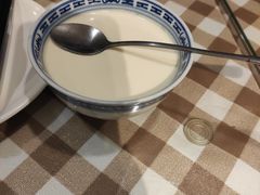-新大咀港式茶餐厅(宝山万达店)