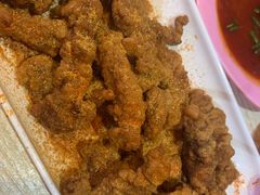 -爆炸头阿姨小四川正宗川味小吃(无任何分店)