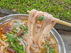 -正宗杨记普洱酸醋米线(总店)