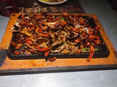 -吞鱼兽麻辣烤鱼(万达店)