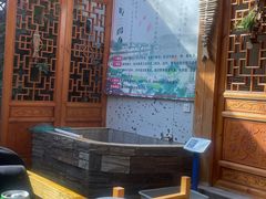 -风情丽江斑鱼火锅(孙家沟西南路80号店)