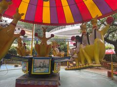 -顺德大良半月城游乐场