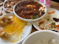 -溢心园香河肉饼总店