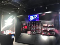 -ROG玩家国度(美罗城店)