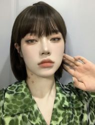 -变画·发型STUDIO