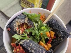 -黑色经典臭豆腐·湖南特产(坡子街店)