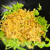 天天喊着减肥的人，却老是琢磨下饭菜