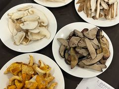 -天宜隆蘑菇宴火锅(石景山旗舰店)