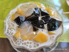 椰汁芒果龟苓膏-仁信老铺(华盖路店)