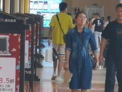 -王府井奥莱临潼小镇(临潼店)