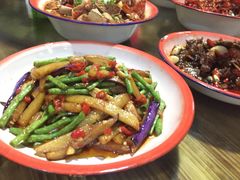 -老三样·美食研究中心(世贸路店)