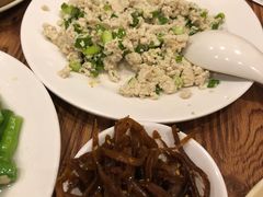 -清真吴记门钉肉饼·喜多利