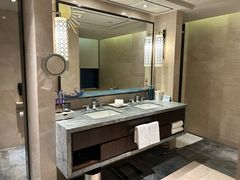 -舟山希尔顿酒店