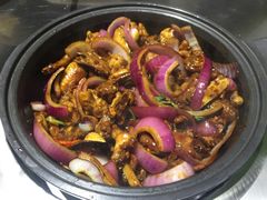 -胡须佬鸡煲四季火锅店(石厦西村直营店)
