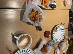-必胜客(大宁路店)