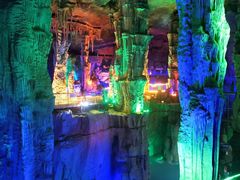 -泰安地下龙宫景区