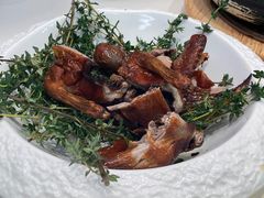 龙井茶香妙龄乳鸽-蔡澜点心·粤菜(月星环球港店)