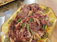 -黄利砖万峰林布依特色酸笋牛肉馆