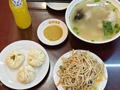 -汇兴居·老北京小吃(体育馆西路店)
