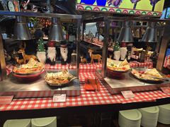 -四海一家自助餐(益田假日广场店)