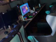 -涨巢·潮玩水疗局
