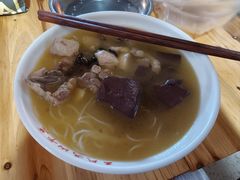 -文山荷鲜居(翠湖店)