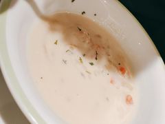 奶油海鲜汤-萨莉亚意式餐厅(杭州滨江天街店)