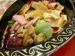 重庆经典鸳鸯锅底-重庆三峡火锅城(梅林店)