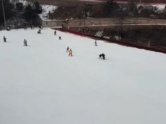 -蓟洲国际滑雪场