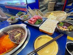 -马路边边火锅串串(观前街店)